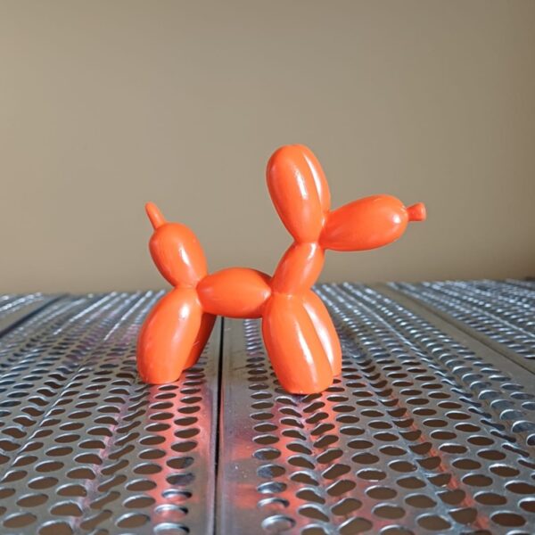 Oranje ballonhondje