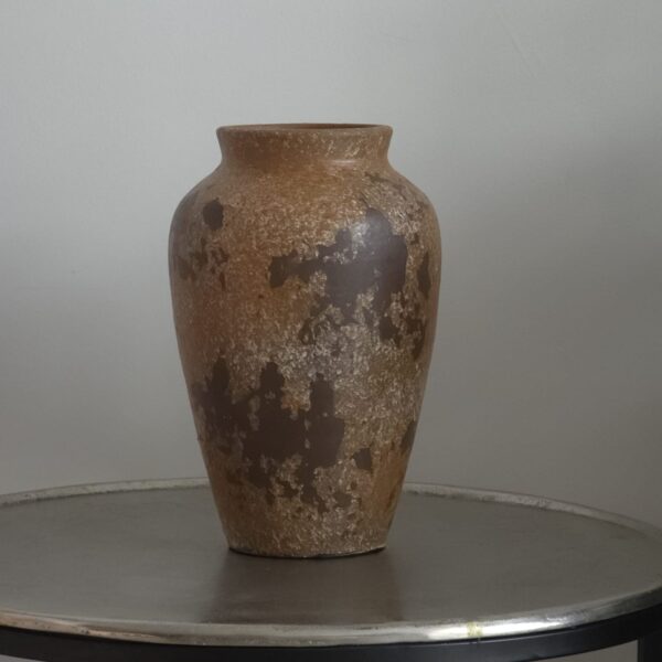 Landelijke terracotta vaas